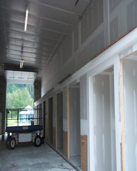 mid-island Drywall